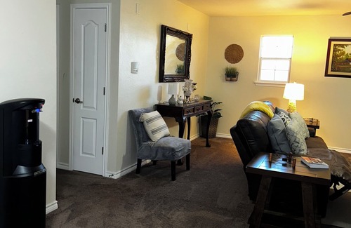 Cedar Hill House | Charming 4-bedroom house with AC and WiFi in amazing Cedar Hill