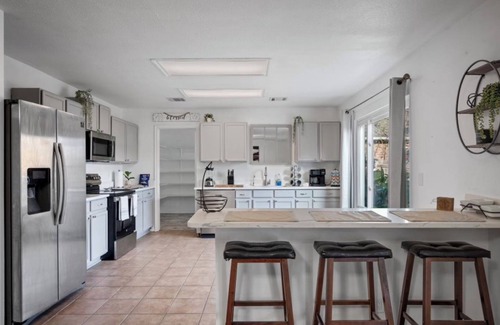 Cedar Park House | Charming 4-bedroom house in North Austin