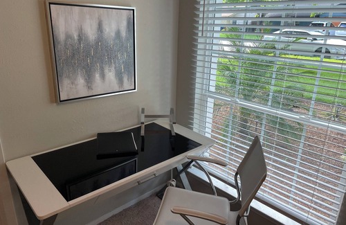 West Congress House | Charming 4-bedroom house with Beautiful Outdoor space in Austin