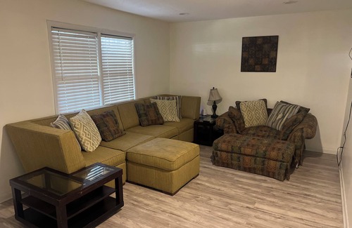 Fayetteville House | Charming 4-bedroom Carolina living in Fayetteville