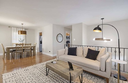 Charlotte House | Cozy 4 BR Retreat in Prime SouthPark Location