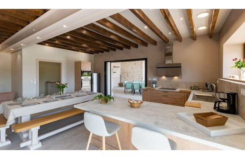 Chatillon-sur-Morin Cabin | Tranquil Gite in Champagne with Private Spa and Countryside Views
