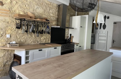 Touffailles House | Elegant Gîte with Pool, Spa & Ocean View - 10/10 Rated
