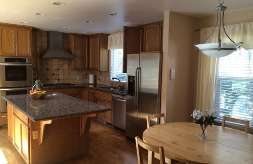 Shingle Springs House | Tranquil Retreat: Spa and Hot Tub Near Folsom & El Dorado