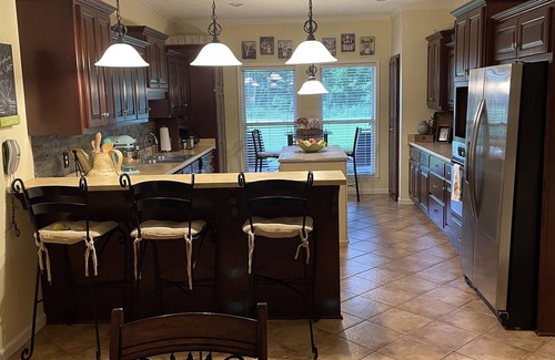 Pontotoc House | Inviting 4BR Home with Outdoor Living, Perfect for Families