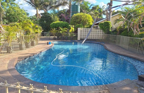 Harare House | Inviting 6-Bed House with Pool and Spa in Harare