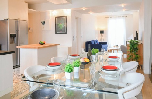 Gare Apartment | Elegant 90m² Retreat near François Mitterrand Library