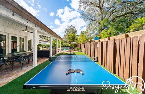 Emerald Hills House | Modern 9BR Home with Heated Pool & Family-Friendly Fun