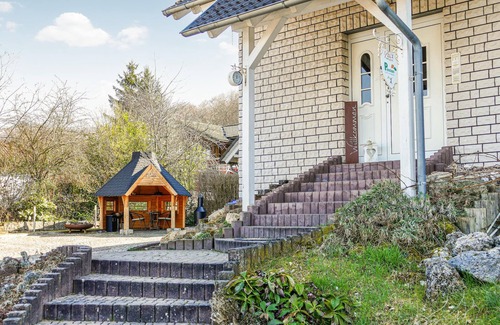 Wolkramshausen Apartment | Cozy Apartment Close to Harz and Kyffhäuser with Spa