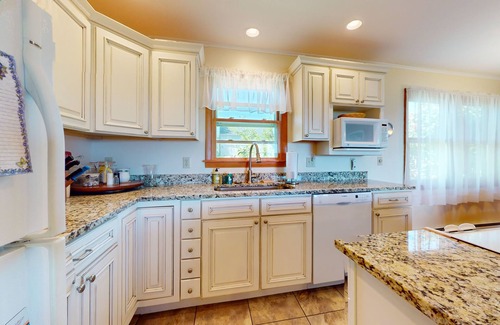 Castine Cottage | Idyllic Oceanfront Retreat with Pool, Dog-Friendly & Spa