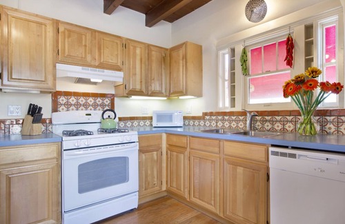 Downtown Santa Fe House | Beautiful Adobe Casita – Steps from Plaza & Canyon Road!