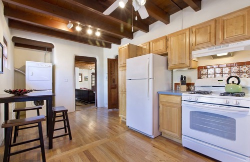 Downtown Santa Fe House | Beautiful Adobe Casita – Steps from Plaza & Canyon Road!