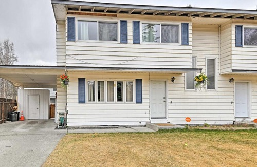 Northeast Anchorage House | Inviting Anchorage Townhome with Patio and Family Amenities