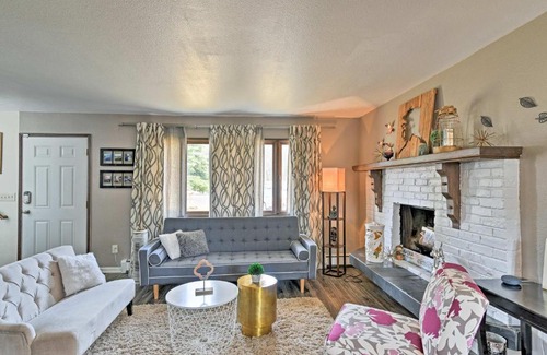 Northeast Anchorage House | Inviting Anchorage Townhome with Patio and Family Amenities