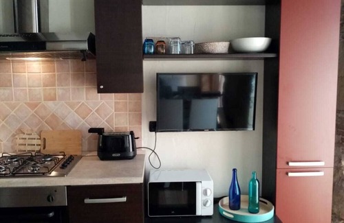 Cagliari Apartment | Bright 1900s Apartment with Kitchen & Breakfast - Rated 9.8