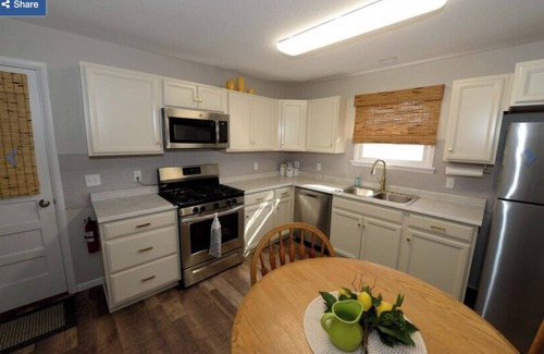 Tawas City House | Charming and Cozy 2B House - Brilliant Location Near Downtown