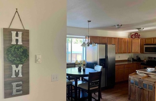 Buckley House | Inviting Farmhouse Retreat with Kitchen & 9.6/10 Rating