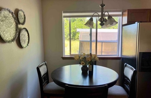 Buckley House | Inviting Farmhouse Retreat with Kitchen & 9.6/10 Rating
