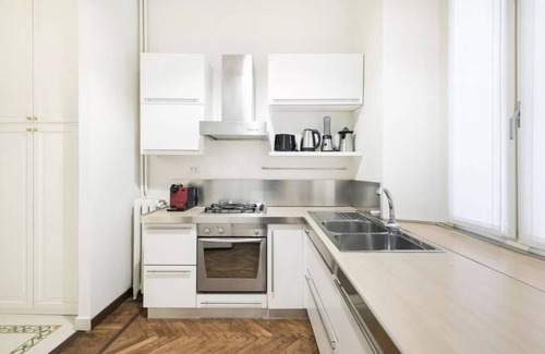 Porta Venezia Apartment | Charming and Elegant Apartment in Porta Venezia