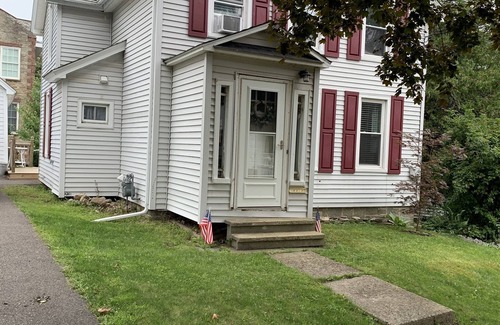 Oswego House | Newly Renovated 1850's House with Ocean View & Breakfast