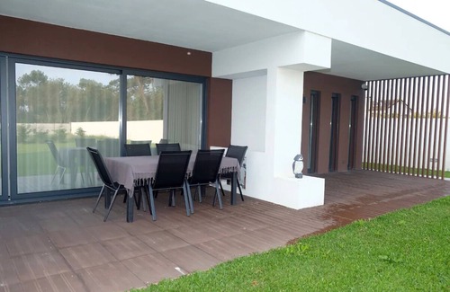 Ilhavo House | Charming and Modern House in Gafanha da Nazaré