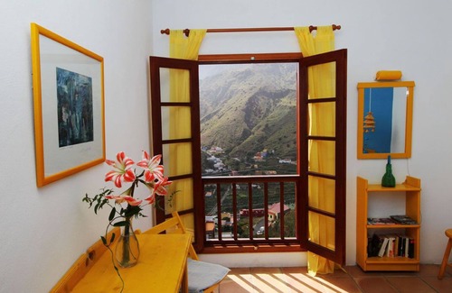 Hermigua House | Serene Cottage with Oceanfront Views and Premier Amenities