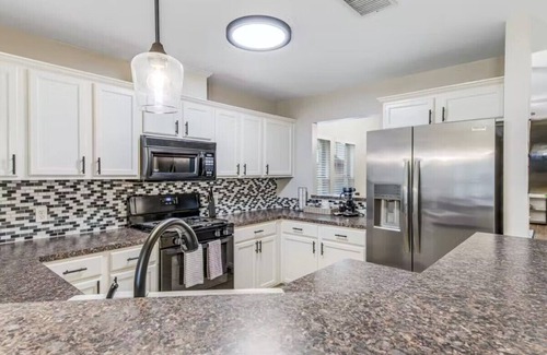 Hutto House | Charming and renovated 3-bedroom house in fabulous Pflugerville