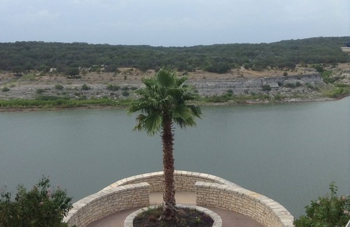 Highland Lake Estates Villa | Inviting Villa with Wrap-Around Balcony & Lake View