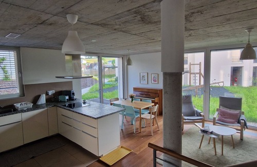 Gurmels Villa | Stylish Villa with Pool and Spa for a Relaxing Getaway