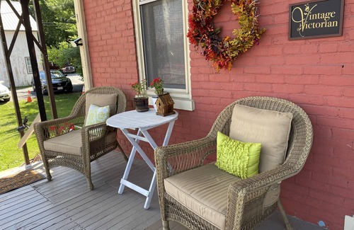 Rohrerstown Apartment | Unique 1 Bedroom Victorian Apartment with Ocean View