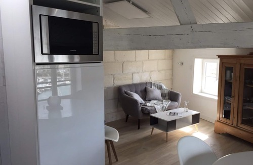 Saint-Martin-de-Re Apartment | Exceptional Port and Sea View Apartment with Breakfast