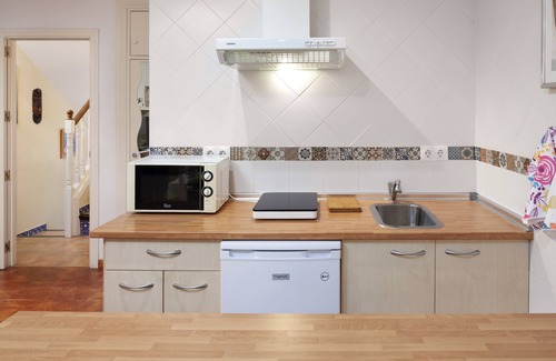 La Cala del Moral Apartment | Oceanfront Villa Jacaranda: Relaxing Getaway Near Beach