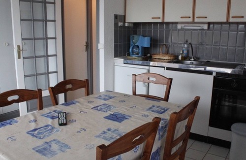 Fort-Mahon-Plage Apartment | Cozy Fort-Mahon-Plage Apartment with Spa & Pet-Friendly Perks