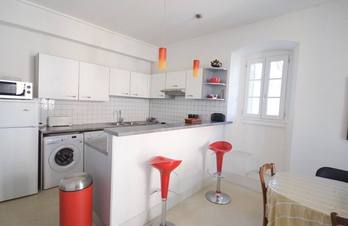 Evian-les-Bains Apartment | Cozy Apartment Évian-les-Bains with Lake View & Spa