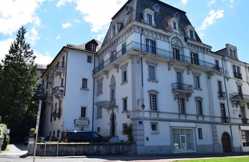 Evian-les-Bains Apartment | Cozy Apartment Évian-les-Bains with Lake View & Spa