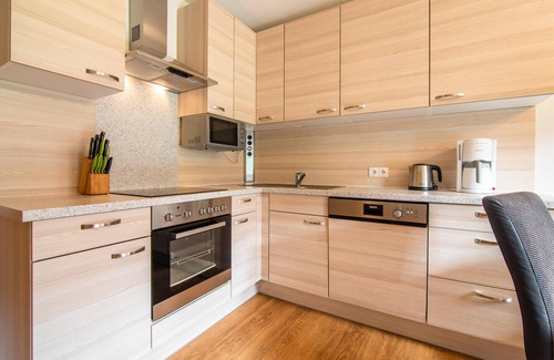 Gerlosbergeben Apartment | Cozy Farm Apartment with Kitchen & Breakfast Included