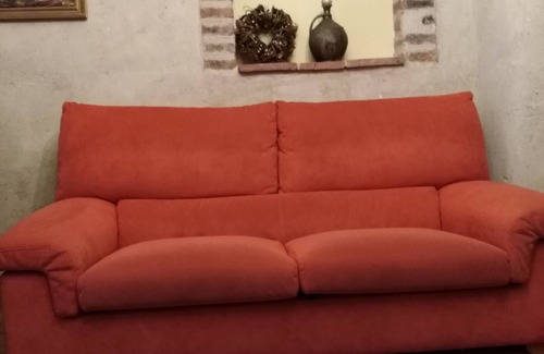 Albi Apartment | Top-Rated Apartment for 4 with Wi-Fi and Spa Amenities