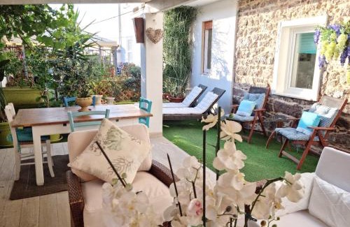 Calasetta Apartment | Pet-Friendly Apartment in Calasetta with Beautiful Garden