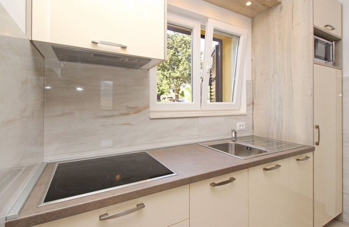 Baska Apartment | Ideal Oceanfront Apartment for 4 with Balcony in Cubranic