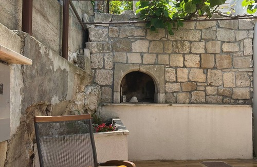 Cove Tri Zala (Zrnovo) Apartment | Cozy Apartment for Two in Beautiful Korčula with Breakfast