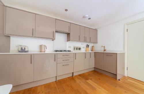 Belsize Apartment | Charming Apartment in Belsize Park
