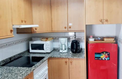 O Grove Apartment | Scenic Apartment in El Grove with Sea View and Family Focus
