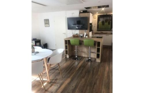 Ovelgoenne Apartment | Inviting Apartment in Husum with Pool and Pet-Friendly Perks