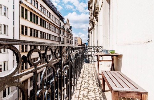 Terezvaros Apartment | Beautiful Apartment in Andrássy Area with Top Amenities
