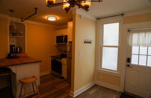 Biddeford Apartment | Charming apartment in lovely Biddeford w AC, WiFi