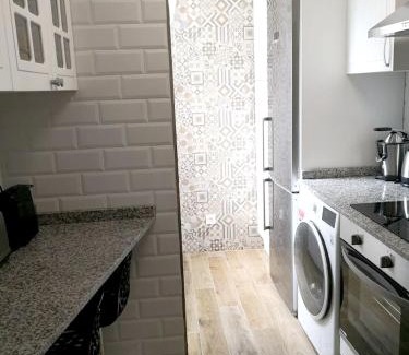 Mogro Apartment | Beachside 2-Bedroom Apartment at Mogro with Sea View Jacuzzi