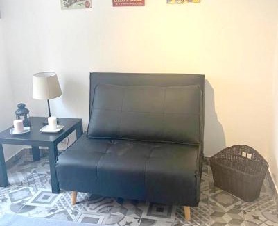 Palhais Apartment | Spacious Montijo Apartment with Convenient Parking