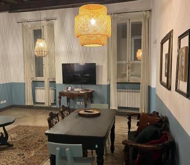 Monti Apartment | Elegant Apartment in Monti, Steps from the Colosseum