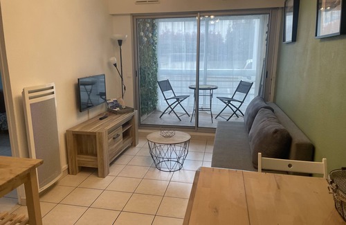 Sete Apartment | Exceptional Apartment in Sète with Ocean Views & Parking