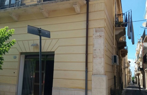 Alcamo Historic Center Apartment | Cozy Apartment in Scenic Sicily with Ocean View & Spa